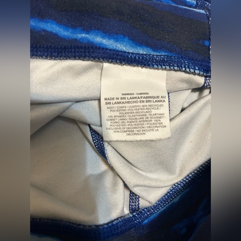 Nike Blue and White Athletic capri Leggings medium drifit - Picture 10 of 10
